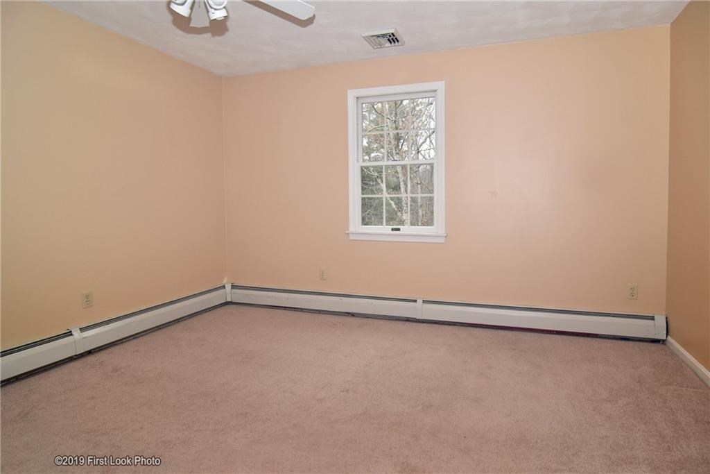 95 Hunter Ridge Drive Scituate, RI 02857 - Photo 24 of 38