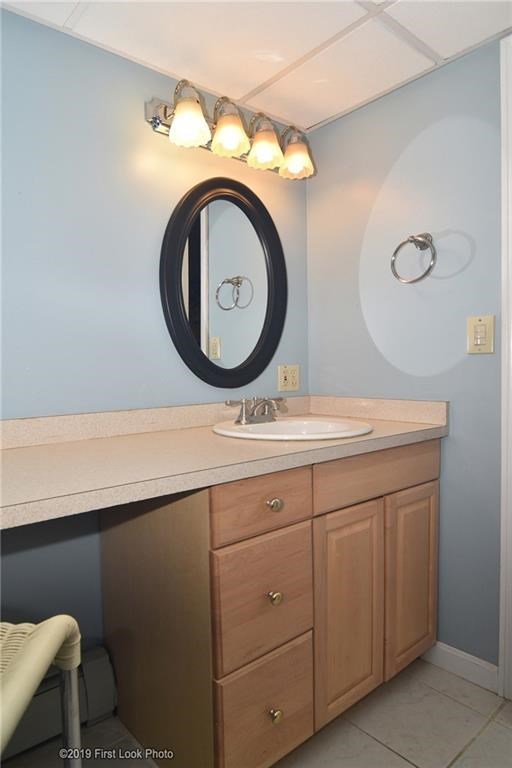 95 Hunter Ridge Drive Scituate, RI 02857 - Photo 34 of 38