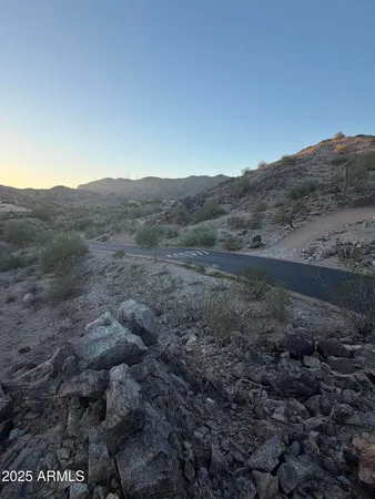 $415,000 | 14012 South Canyon Drive, Unit 20, Phoenix, AZ 85048