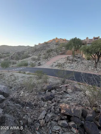 $415,000 | 14012 South Canyon Drive, Unit 20, Phoenix, AZ 85048