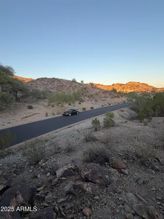 $415,000 | 14012 South Canyon Drive, Unit 20, Phoenix, AZ 85048