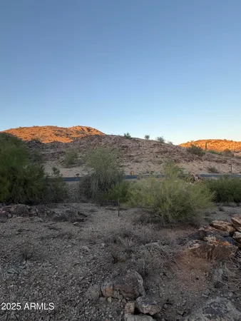 $415,000 | 14012 South Canyon Drive, Unit 20, Phoenix, AZ 85048