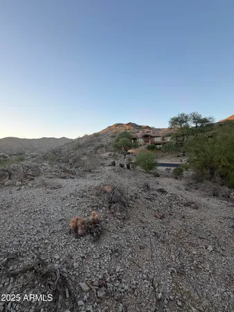 $415,000 | 14012 South Canyon Drive, Unit 20, Phoenix, AZ 85048