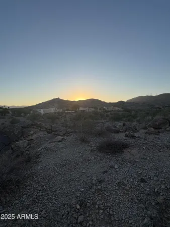 $415,000 | 14012 South Canyon Drive, Unit 20, Phoenix, AZ 85048