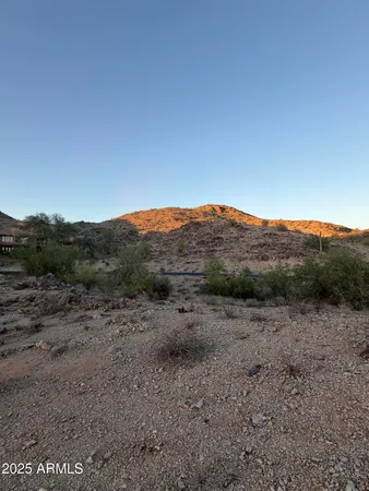 $415,000 | 14012 South Canyon Drive, Unit 20, Phoenix, AZ 85048