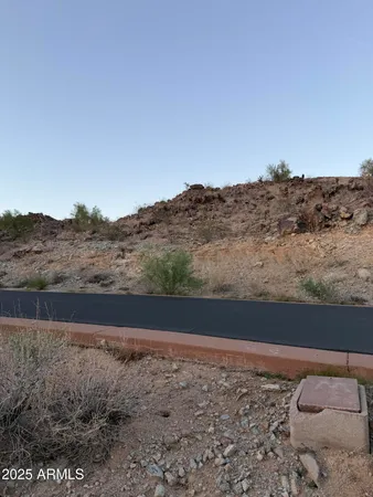 $415,000 | 14012 South Canyon Drive, Unit 20, Phoenix, AZ 85048