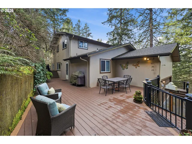 $739,000 | 1996 Kimberly Drive, Eugene, OR 97405