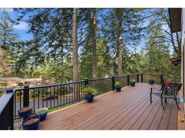 $739,000 | 1996 Kimberly Drive, Eugene, OR 97405