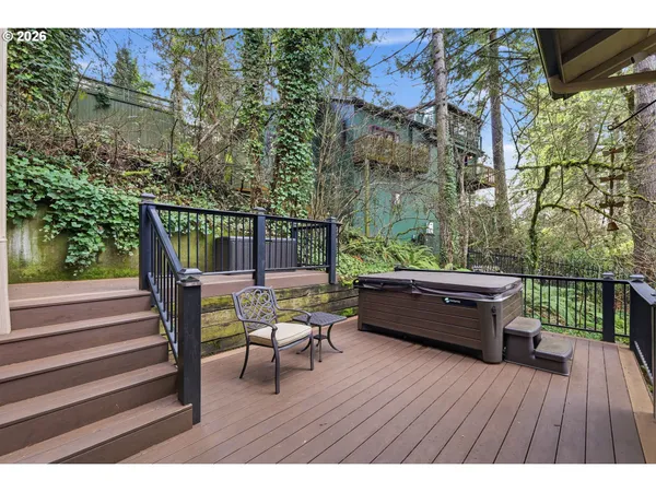 $739,000 | 1996 Kimberly Drive, Eugene, OR 97405