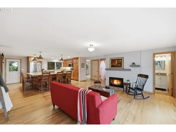 $739,000 | 1996 Kimberly Drive, Eugene, OR 97405