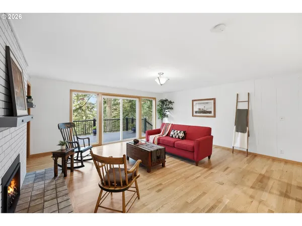 $739,000 | 1996 Kimberly Drive, Eugene, OR 97405