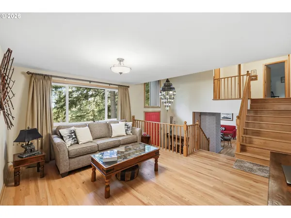 $739,000 | 1996 Kimberly Drive, Eugene, OR 97405