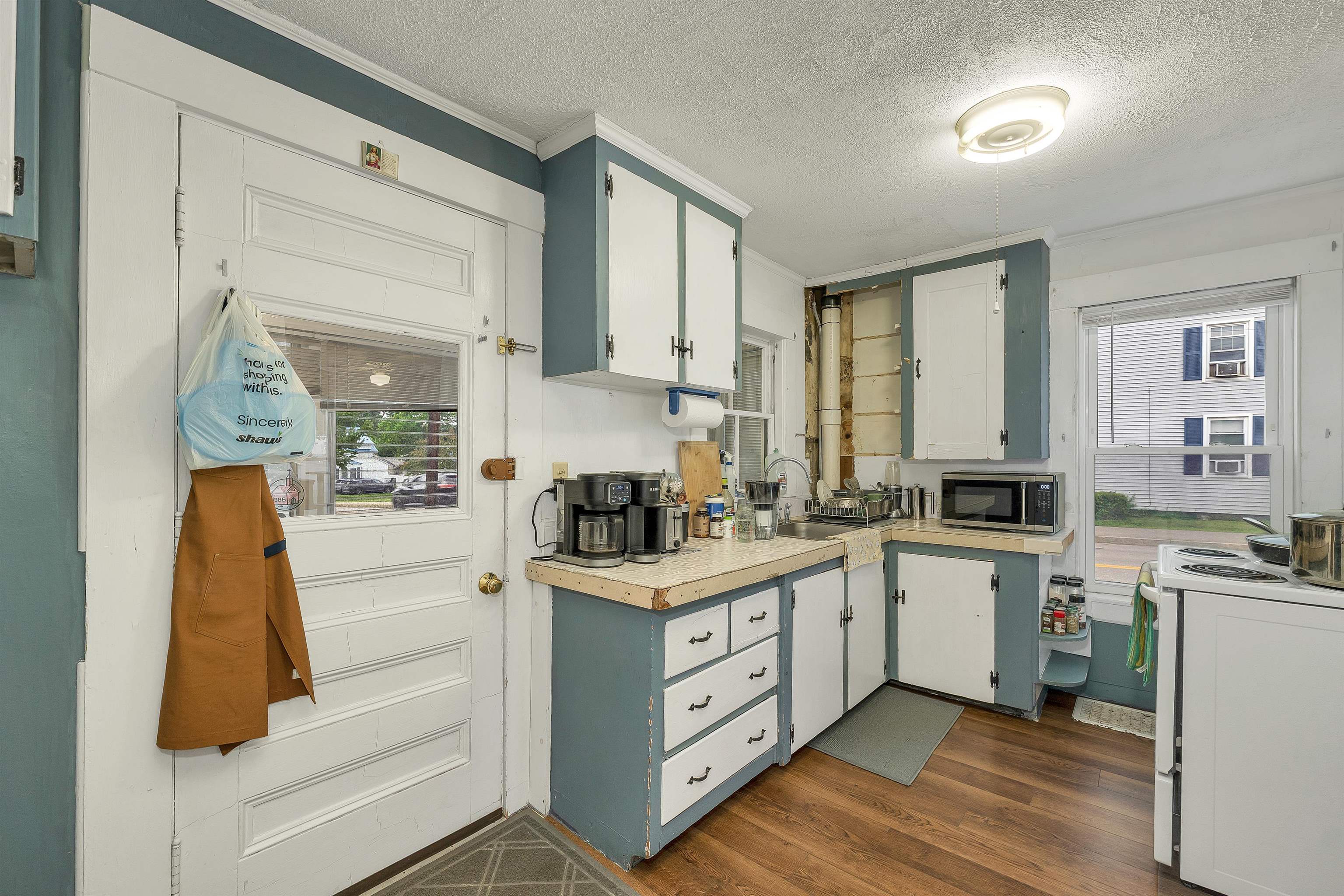 110 Spring Street Laconia, NH 03246 - Photo 7 of 37