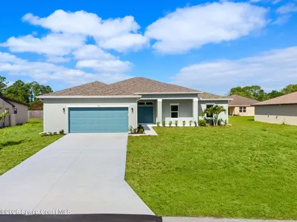 front view of house with a yard