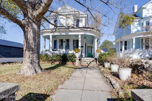 $634,000 | 414 West Main Street, Washington, NC 27889