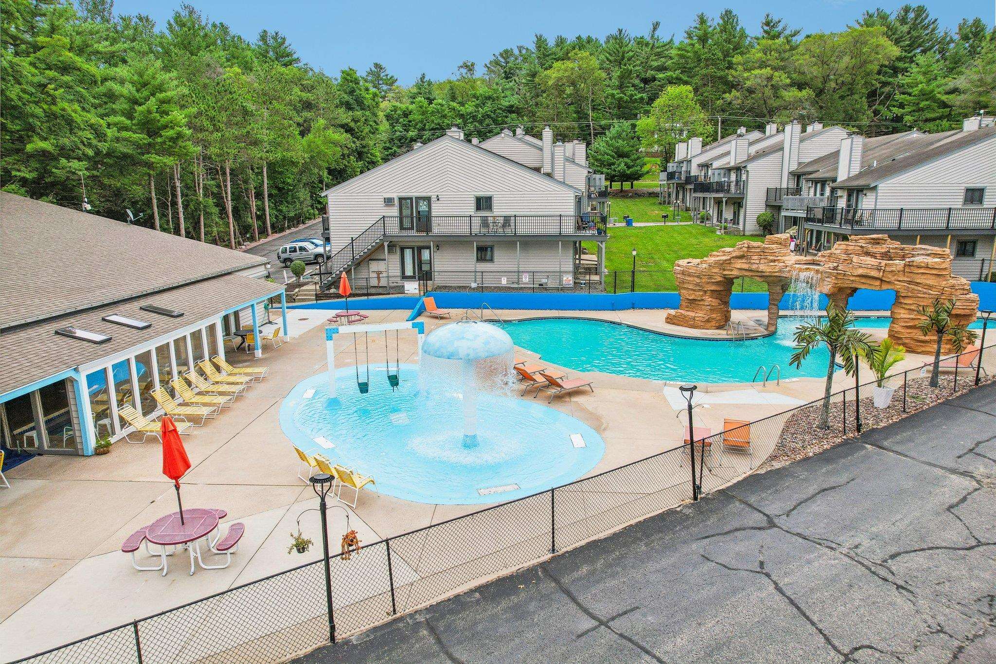 1093 Canyon Road, Unit 613 Wisconsin Dells, WI 53965 - Photo 18 of 28