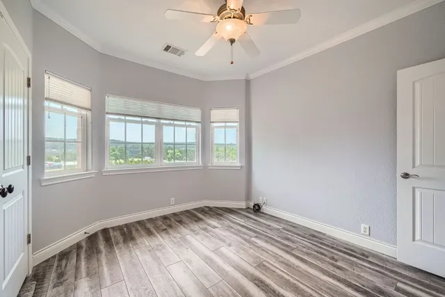 $499,000 | 128 Oak Crest Drive, Bertram, TX 78605