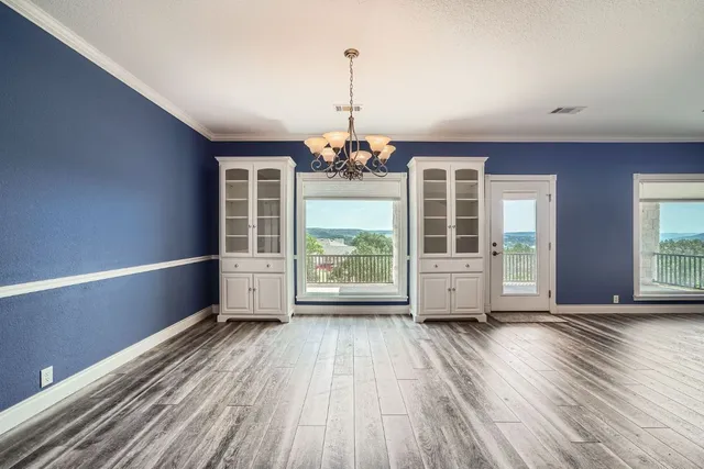 $499,000 | 128 Oak Crest Drive, Bertram, TX 78605