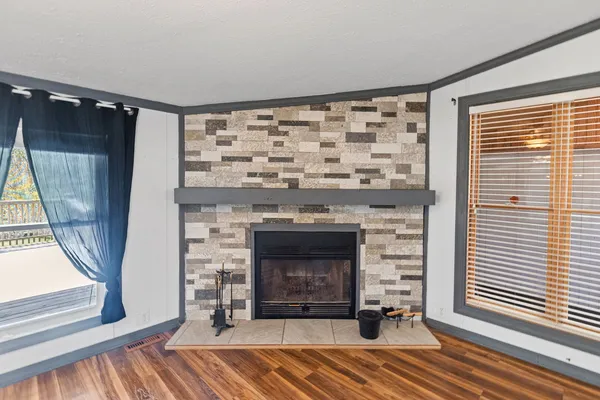 $254,000 | 2689 County Road 1025 East, Salem, IL 62881