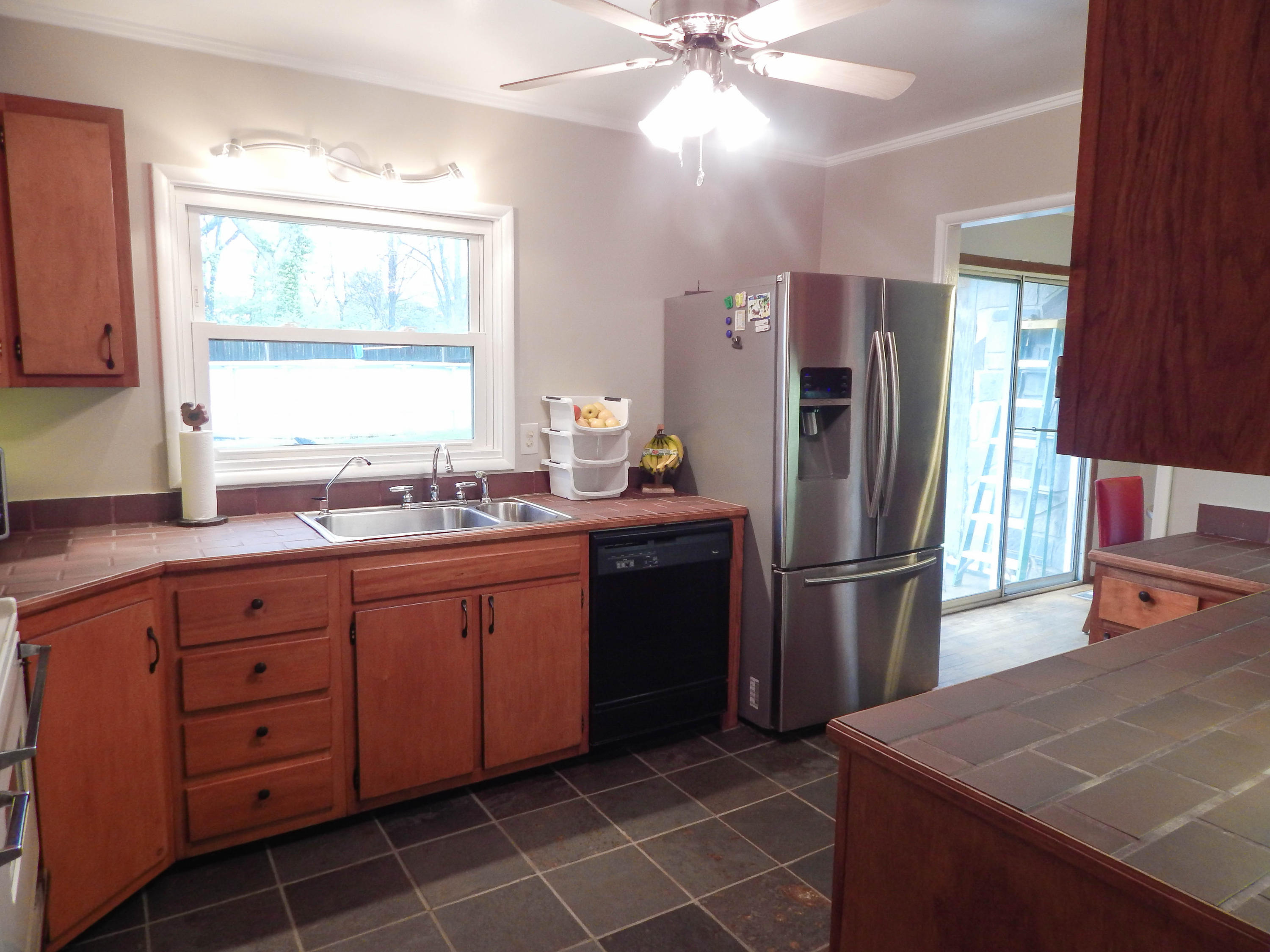 4805 Gettysburg Road Knoxville, TN 37921 - Photo 5 of 12 DSCN6107