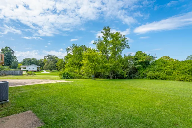 $359,000 | 9512 Heathwood Drive, Ooltewah, TN 37363