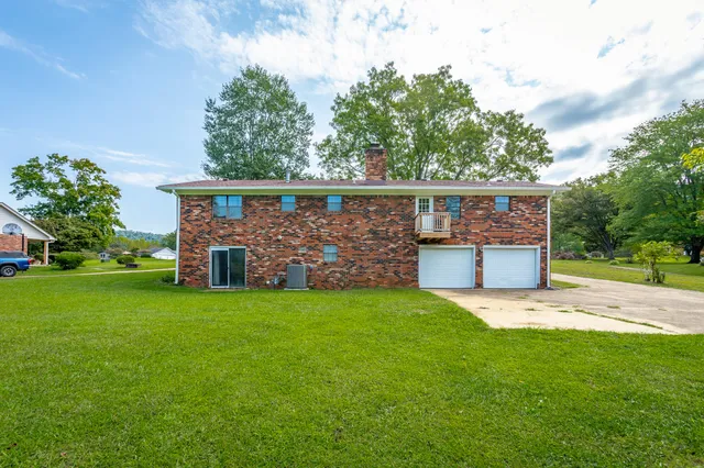 $359,000 | 9512 Heathwood Drive, Ooltewah, TN 37363