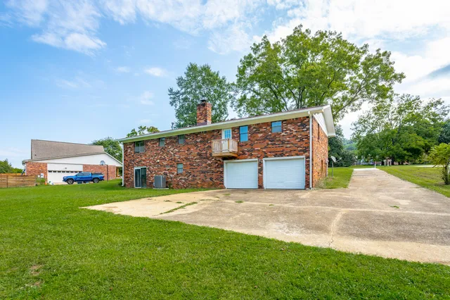 $359,000 | 9512 Heathwood Drive, Ooltewah, TN 37363