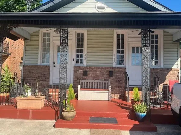 $2,100 | 419 South Murat Street, New Orleans, LA 70119
