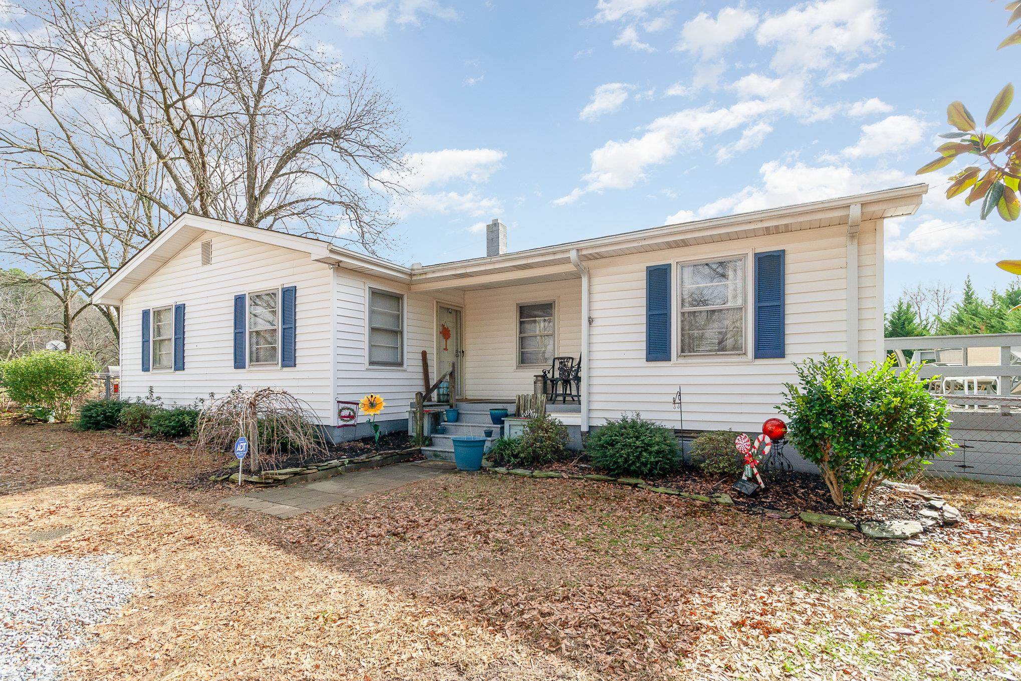 131 Bud Arthur Bridge Road Cowpens, SC 29330 - Photo 1 of 25