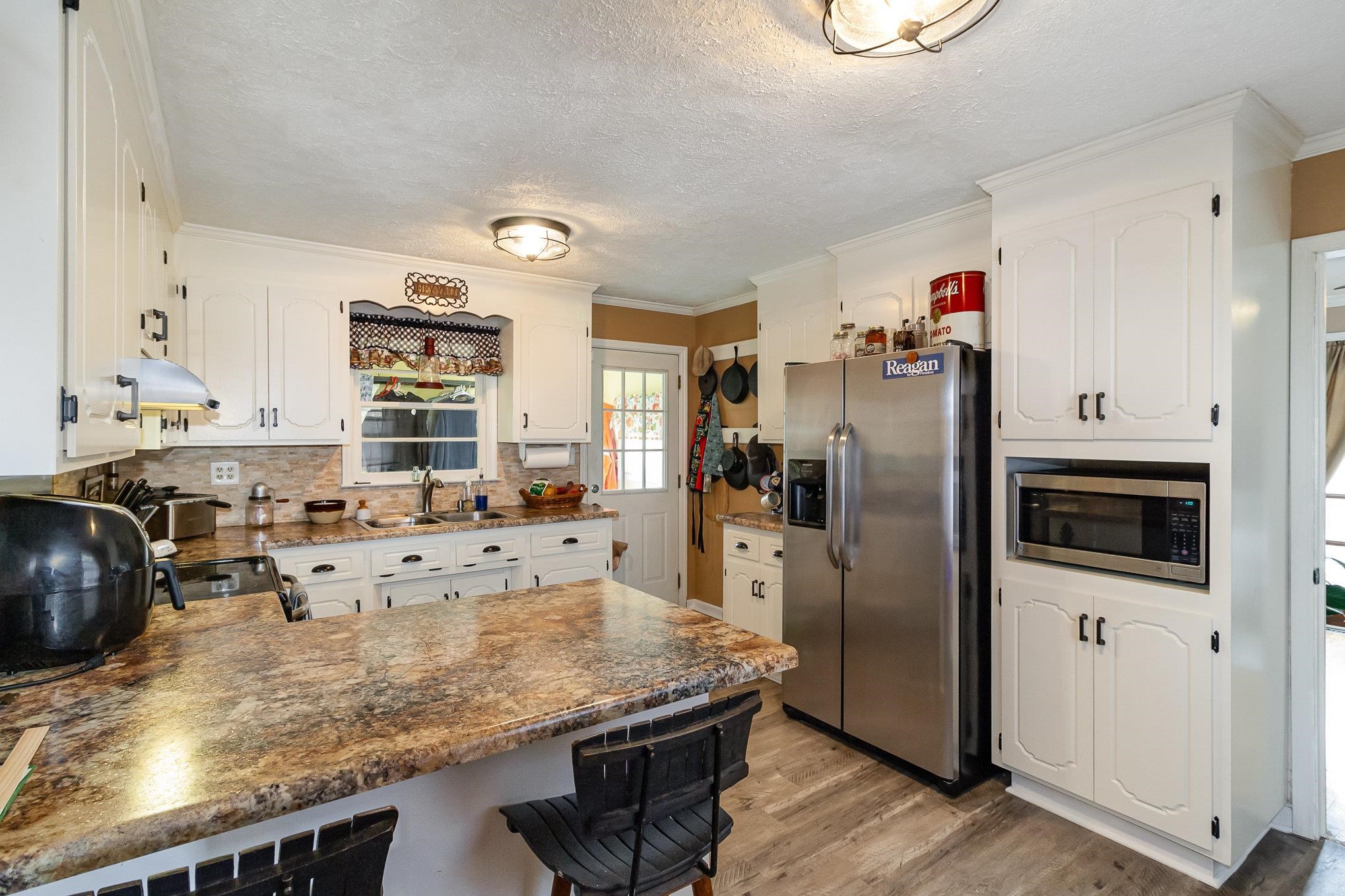 131 Bud Arthur Bridge Road Cowpens, SC 29330 - Photo 7 of 25