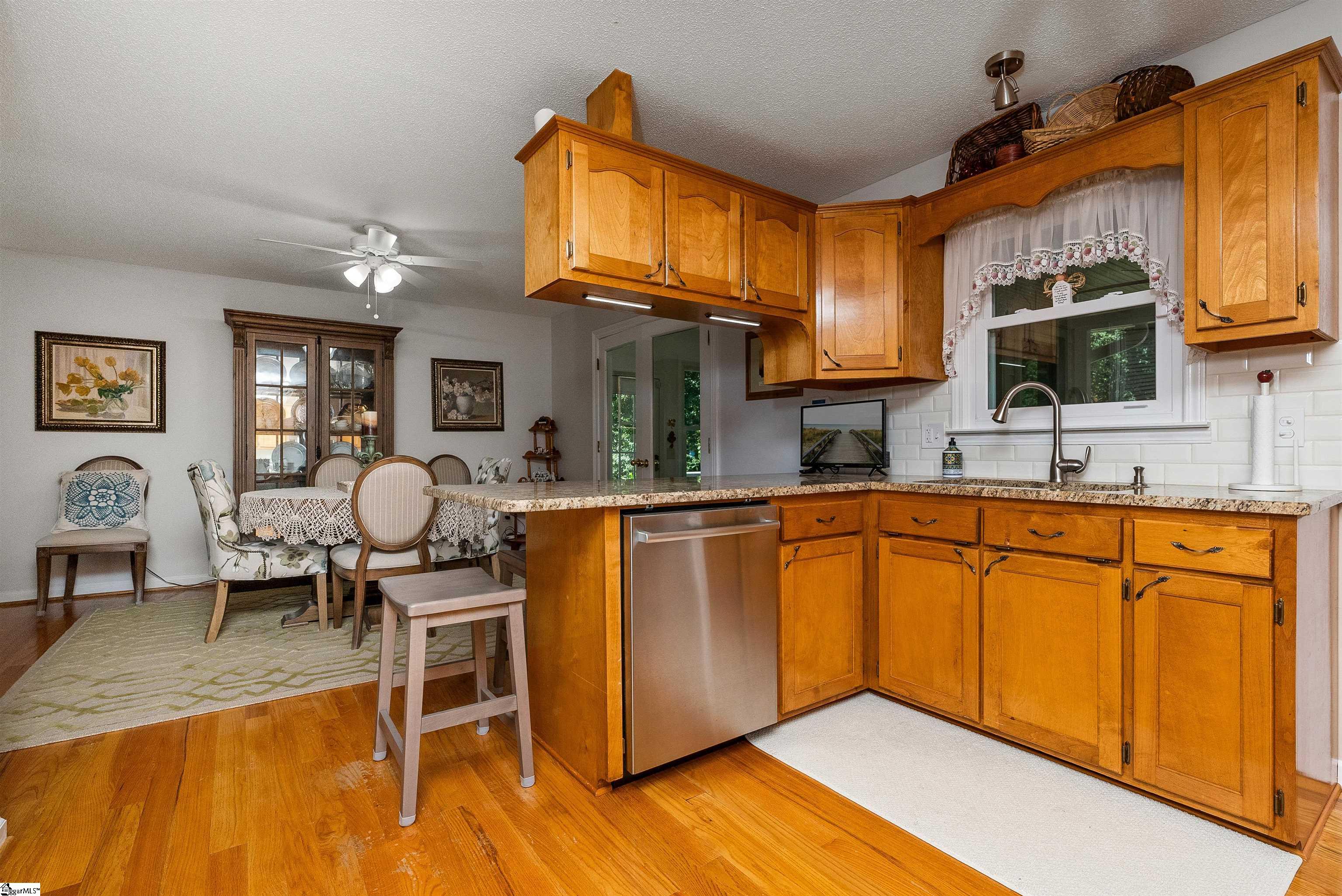 286 Piney Trail Road Liberty, SC 29657 - Photo 7 of 36 Gallery Image 7