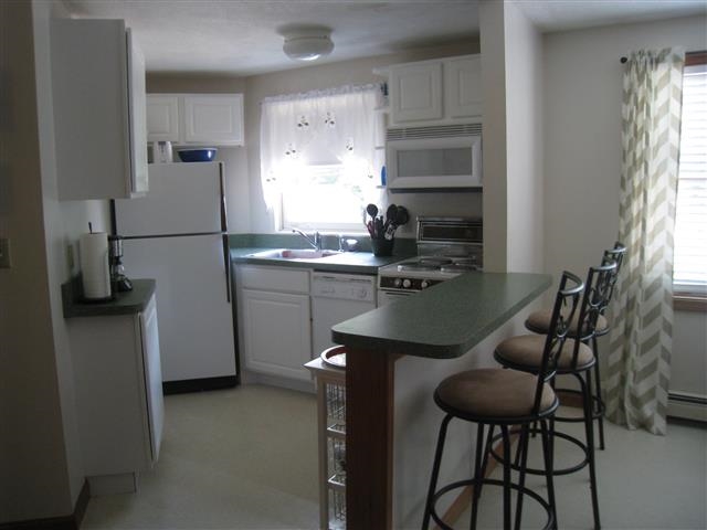 16 Hill Road, Unit 10 Tilton, NH 03276 - Photo 8 of 19