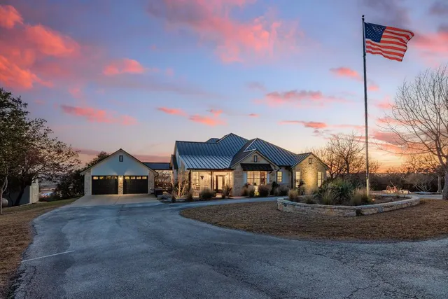 $1,900,000 | 169 Royal Oaks Hill, Fredericksburg, TX 78624