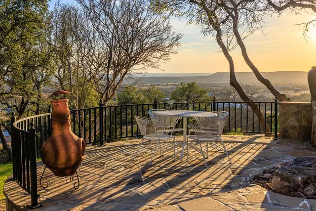 $1,900,000 | 169 Royal Oaks Hill, Fredericksburg, TX 78624