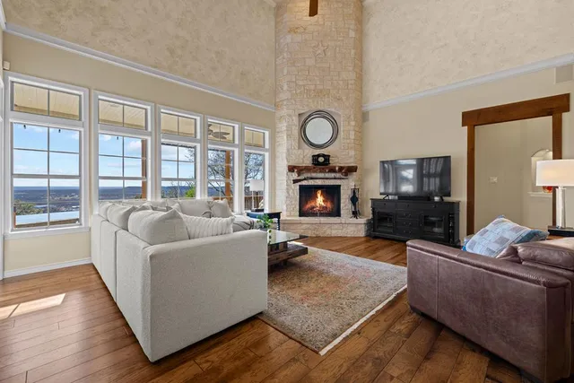 $1,900,000 | 169 Royal Oaks Hill, Fredericksburg, TX 78624