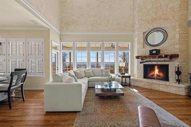 $1,900,000 | 169 Royal Oaks Hill, Fredericksburg, TX 78624