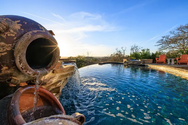 $1,900,000 | 169 Royal Oaks Hill, Fredericksburg, TX 78624