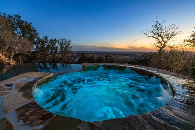 $1,900,000 | 169 Royal Oaks Hill, Fredericksburg, TX 78624