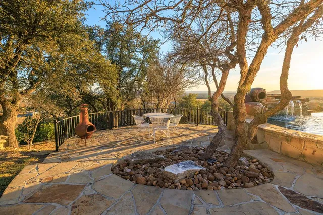 $1,900,000 | 169 Royal Oaks Hill, Fredericksburg, TX 78624