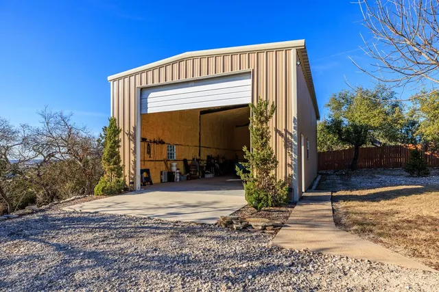 $1,900,000 | 169 Royal Oaks Hill, Fredericksburg, TX 78624