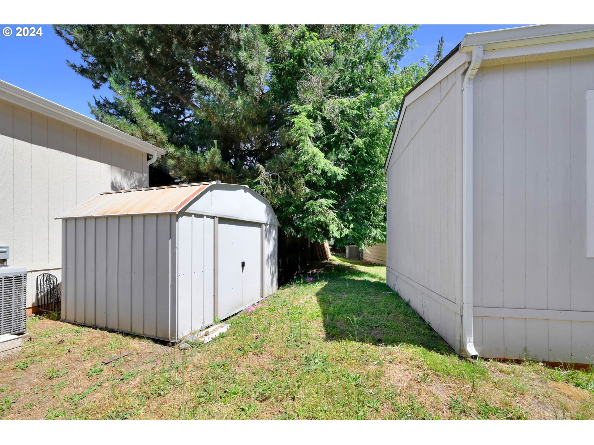 1475 Green Acres Road, Unit 148 Eugene, OR 97408 - Photo 22 of 32 Shed