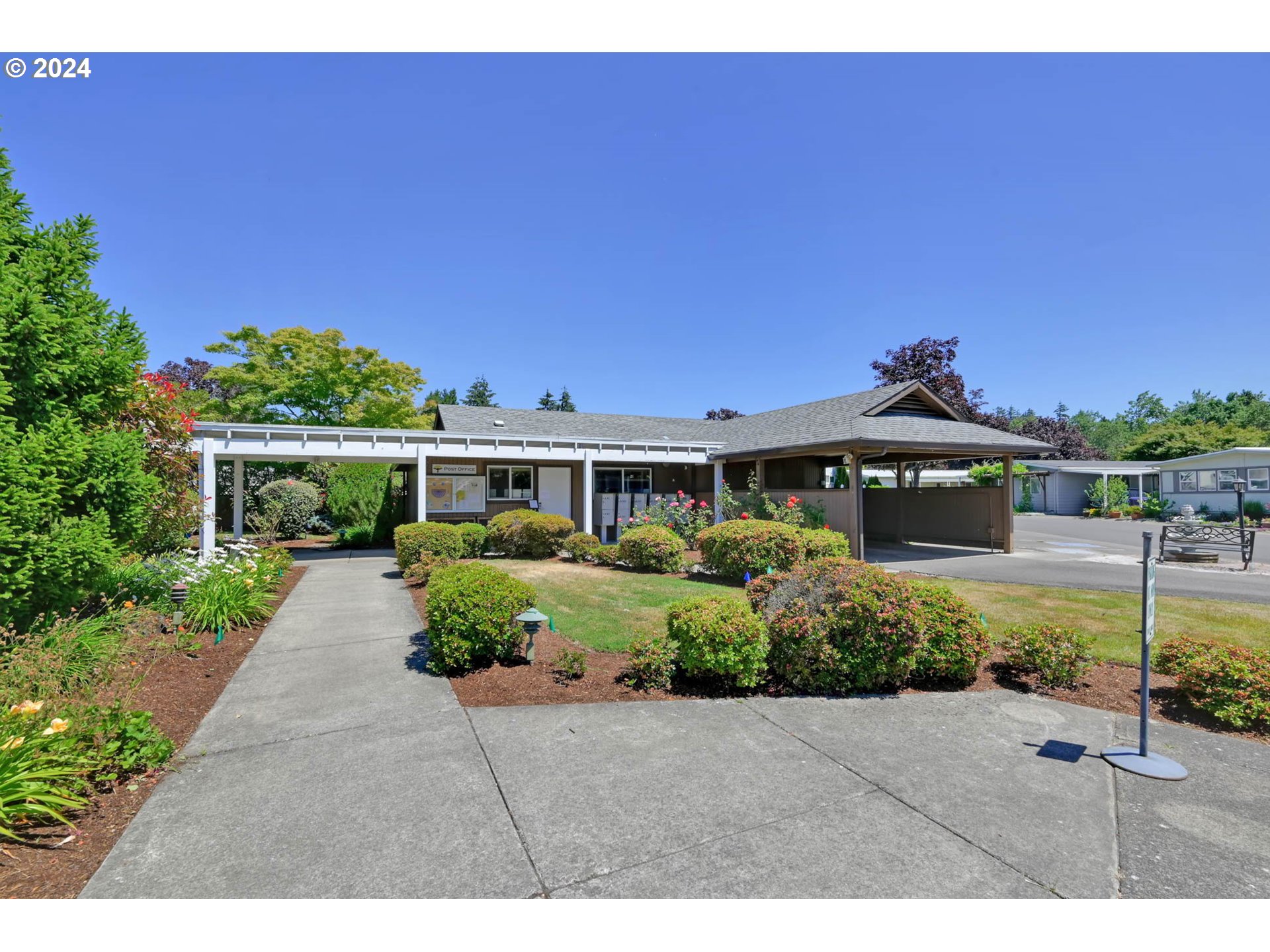 1475 Green Acres Road, Unit 148 Eugene, OR 97408 - Photo 30 of 32 Gallery Image 30
