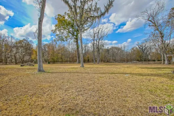 $584,900 | 7167 Donaldson Drive, Gonzales, LA 70737