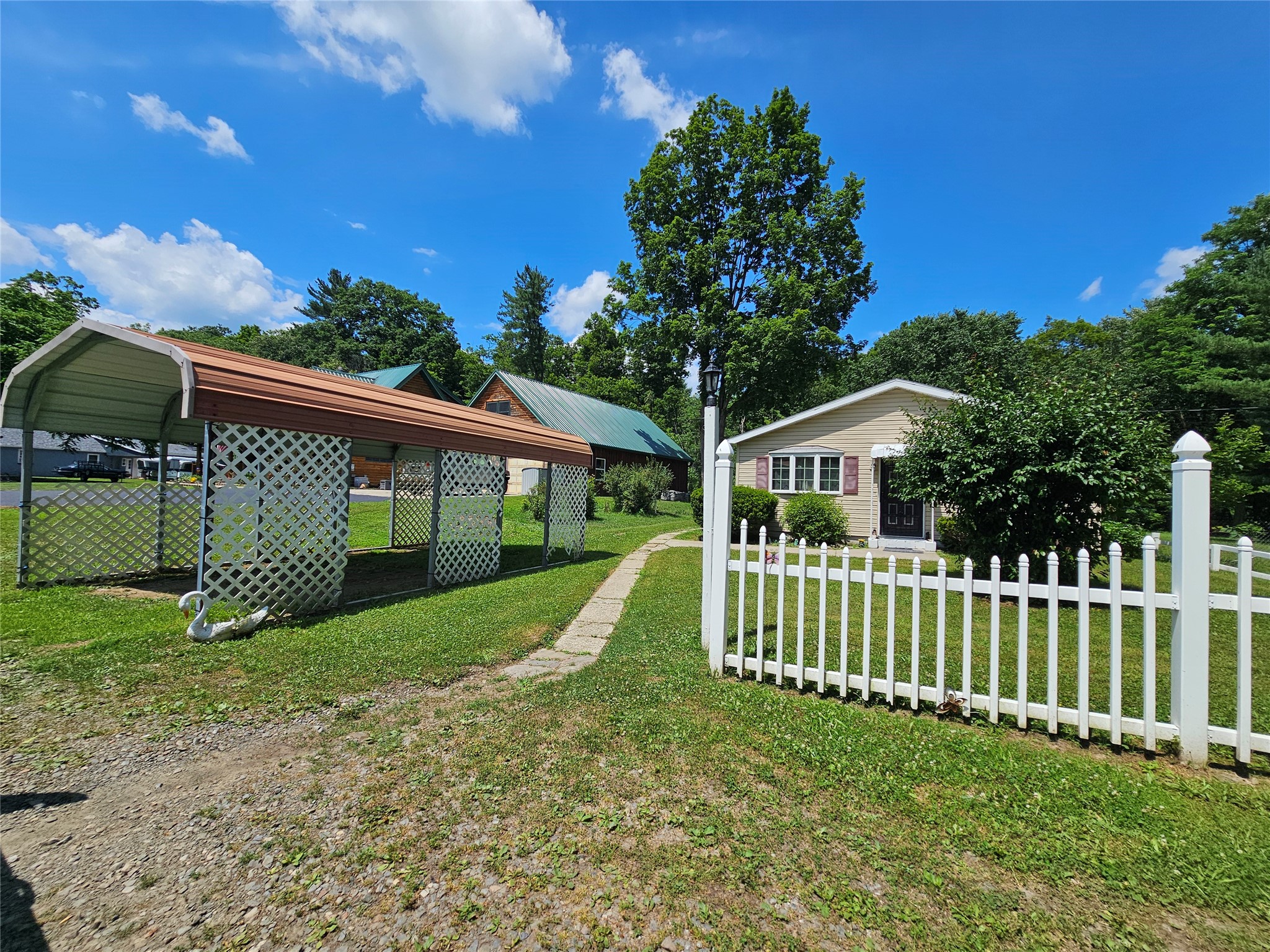 824 Day Hollow Road Endicott, NY 13760 - Photo 24 of 35