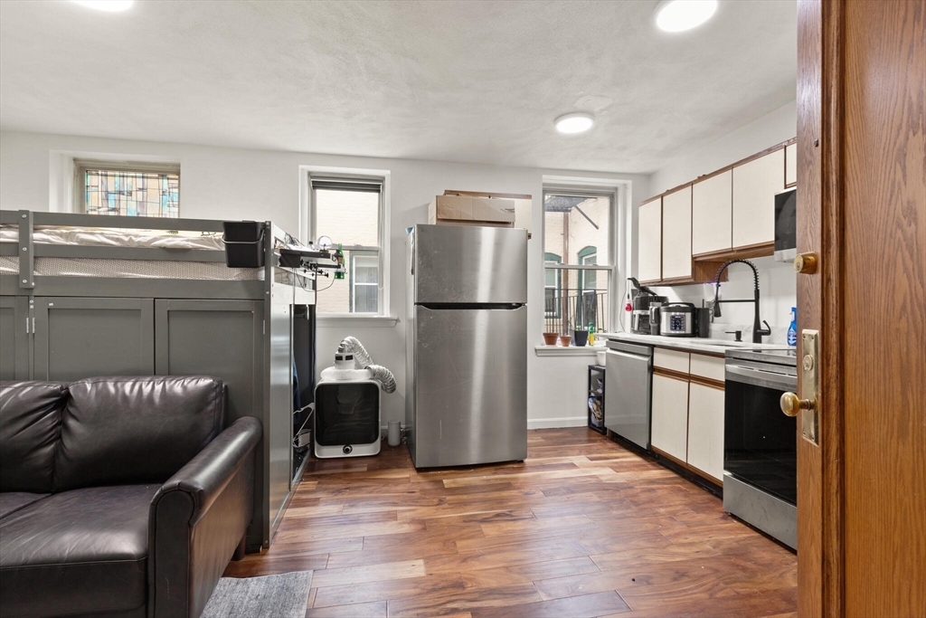 88 Gordon Street, Unit 305 Boston, MA 02135 - Photo 11 of 33