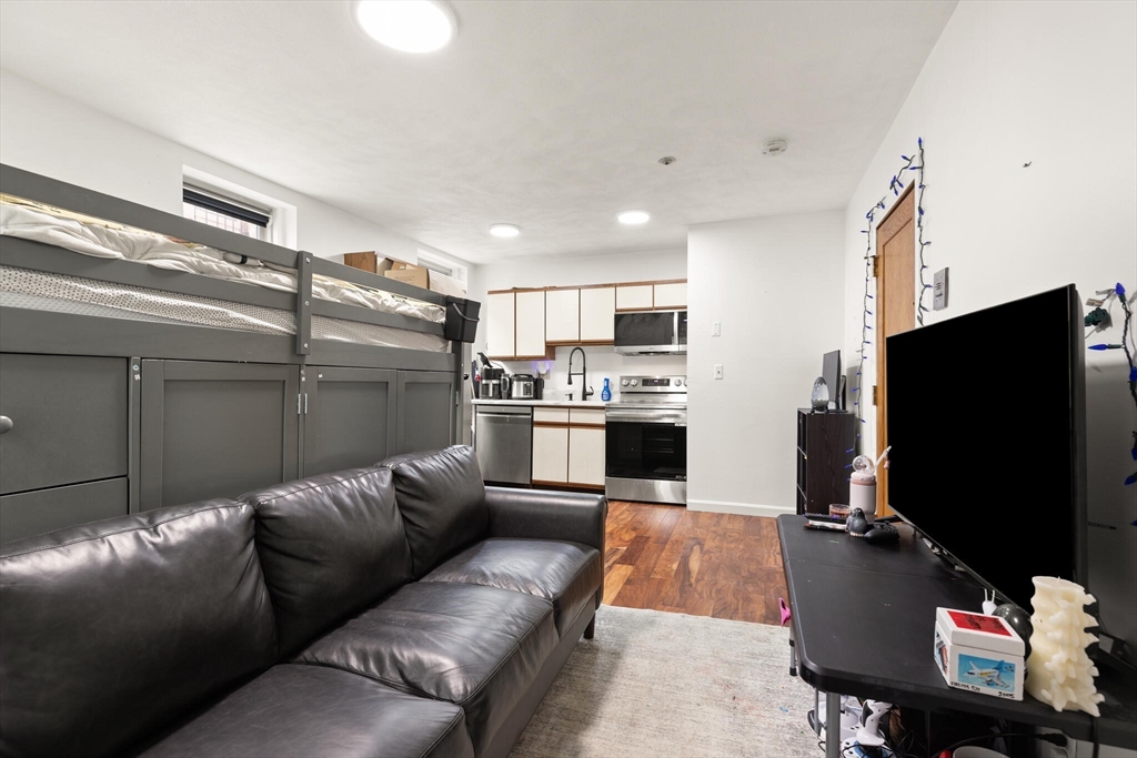 88 Gordon Street, Unit 305 Boston, MA 02135 - Photo 16 of 33