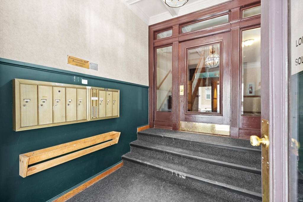 88 Gordon Street, Unit 305 Boston, MA 02135 - Photo 5 of 33