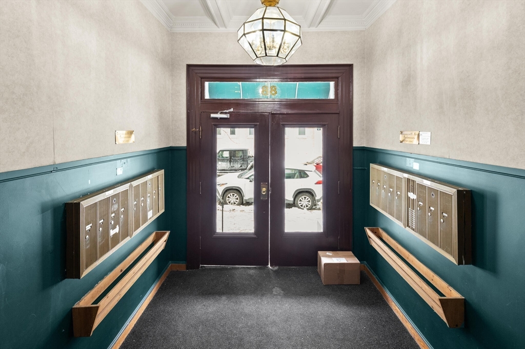 88 Gordon Street, Unit 305 Boston, MA 02135 - Photo 6 of 33