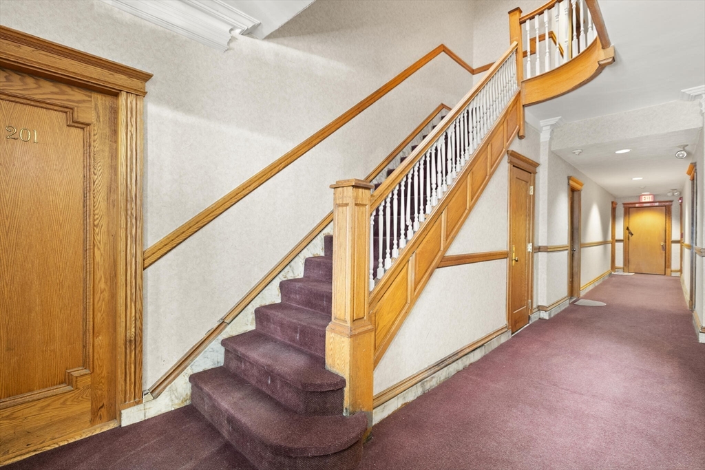 88 Gordon Street, Unit 305 Boston, MA 02135 - Photo 7 of 33