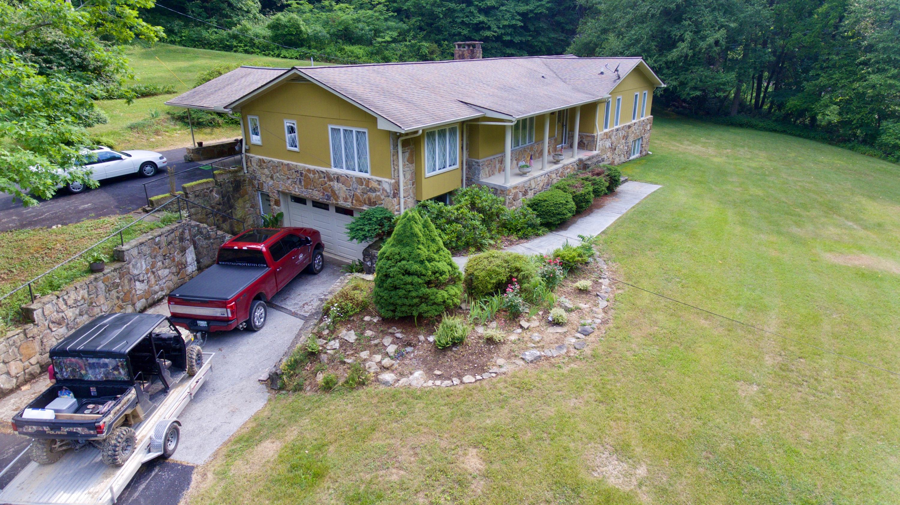 2675 Stinking Creek Road Pioneer, TN 37847 - Photo 1 of 40 1 cover